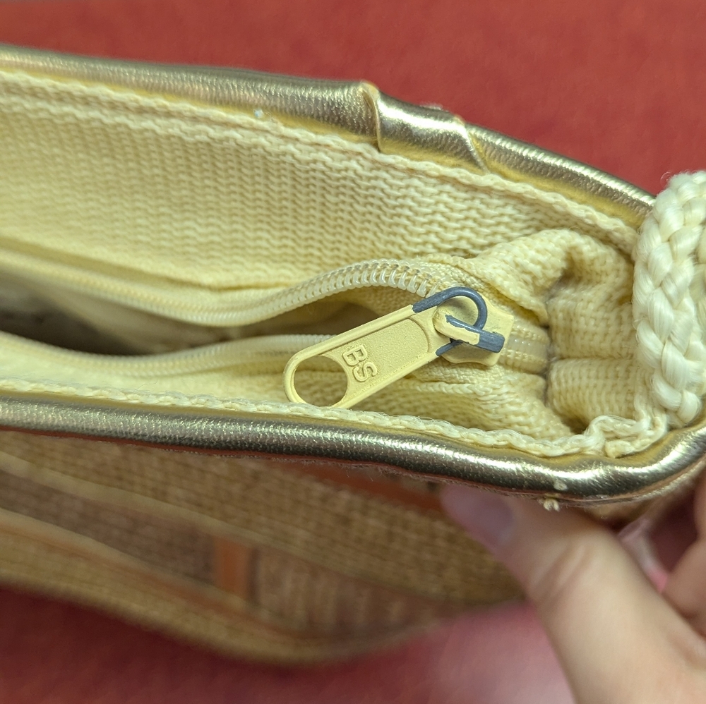 Vintage Wheat Straw Purse With Gold Accents By Worthington - Picture 6 of 12